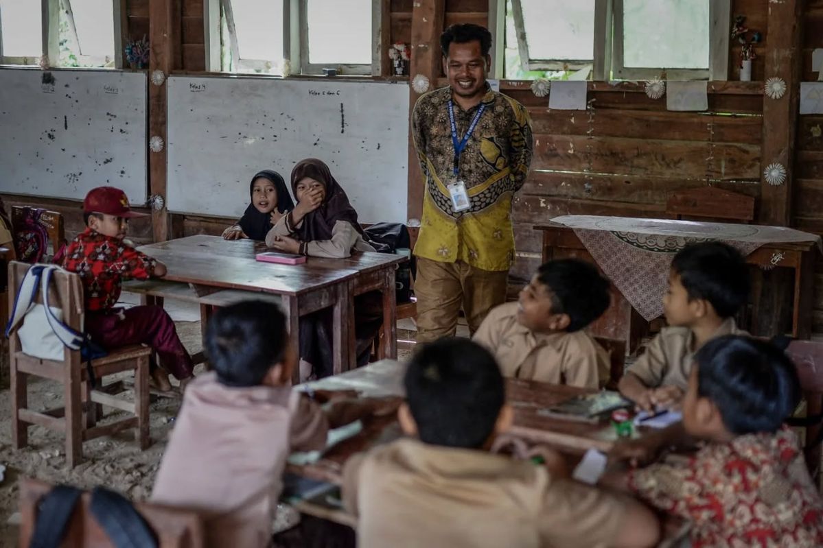 Berilmu Itu Juga Berkontribusi, Begini Makna Ngelmu Iku Kalakone Kanthi Laku