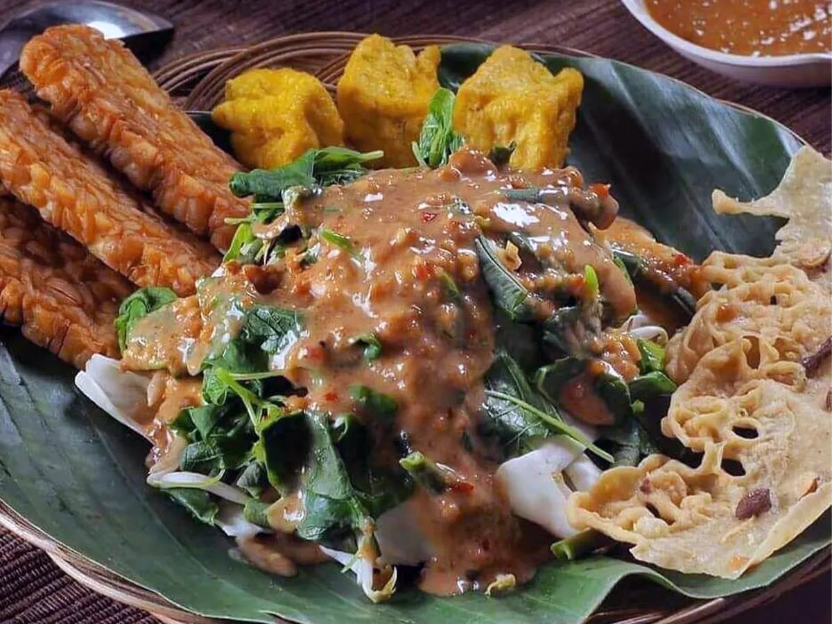 Menelusuri Asal-Usul Pecel dari Hidangan Sederhana Masyarakat Jawa