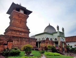 Benarkah Presiden Akan Lengser Bila Kunjungan ke Kudus?