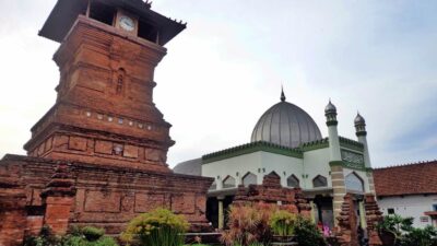 Benarkah Presiden Akan Lengser Bila Kunjungan ke Kudus?