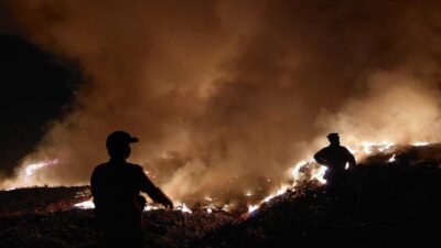 TPA Jatibarang Semarang Terbakar 10 Hektare, Bara di dalam Sampah Jadi Tantangan