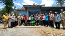 Dukung Swasembada Pangan, Amir Masduki Serahkan Cultivator untuk Petani Purworejo