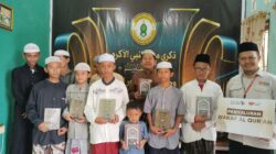 Gramedia Jalma bersama Rumah Zakat Salurkan Bantuan Wakaf Al-Qur’an di Semarang