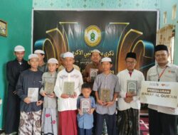 Gramedia Jalma bersama Rumah Zakat Salurkan Bantuan Wakaf Al-Qur’an di Semarang