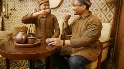cablaka dan blakasuta menjadi bagian dari identitas budaya Penginyongan yang menempatkan keakraban dan ketulusan sebagai bagian penting dalam kehidupan sosial