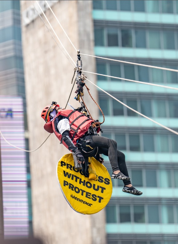 spanduk greenpeace